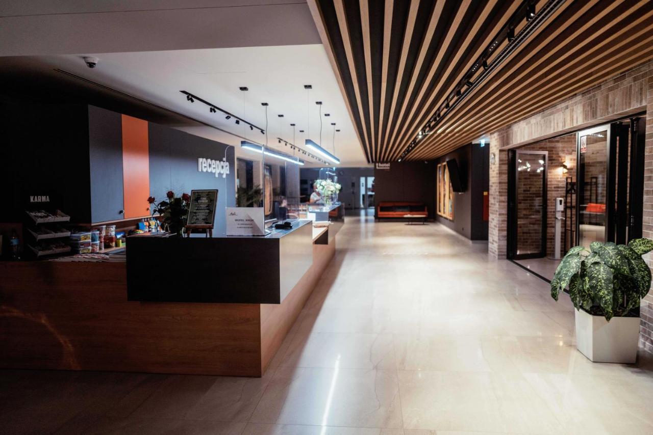Hotel Angie Пущиково Экстерьер фото